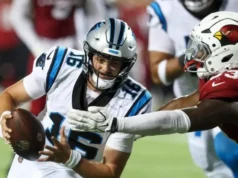 Haynes King Son Saniyede Sahneye Çıktı! Panthers, Cardinals’ı 33-30 Mağlup Etti Haynes King